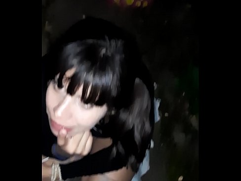 ❤️ 거리에서 사탕과 교환으로 부어오른 페니스 ❤ 항문 비디오 우리 ❌️❤